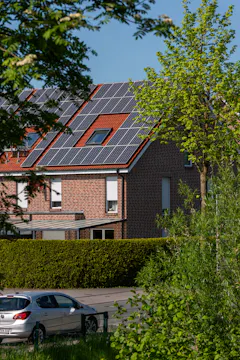 Gepensioneerd stel met thuisbatterij